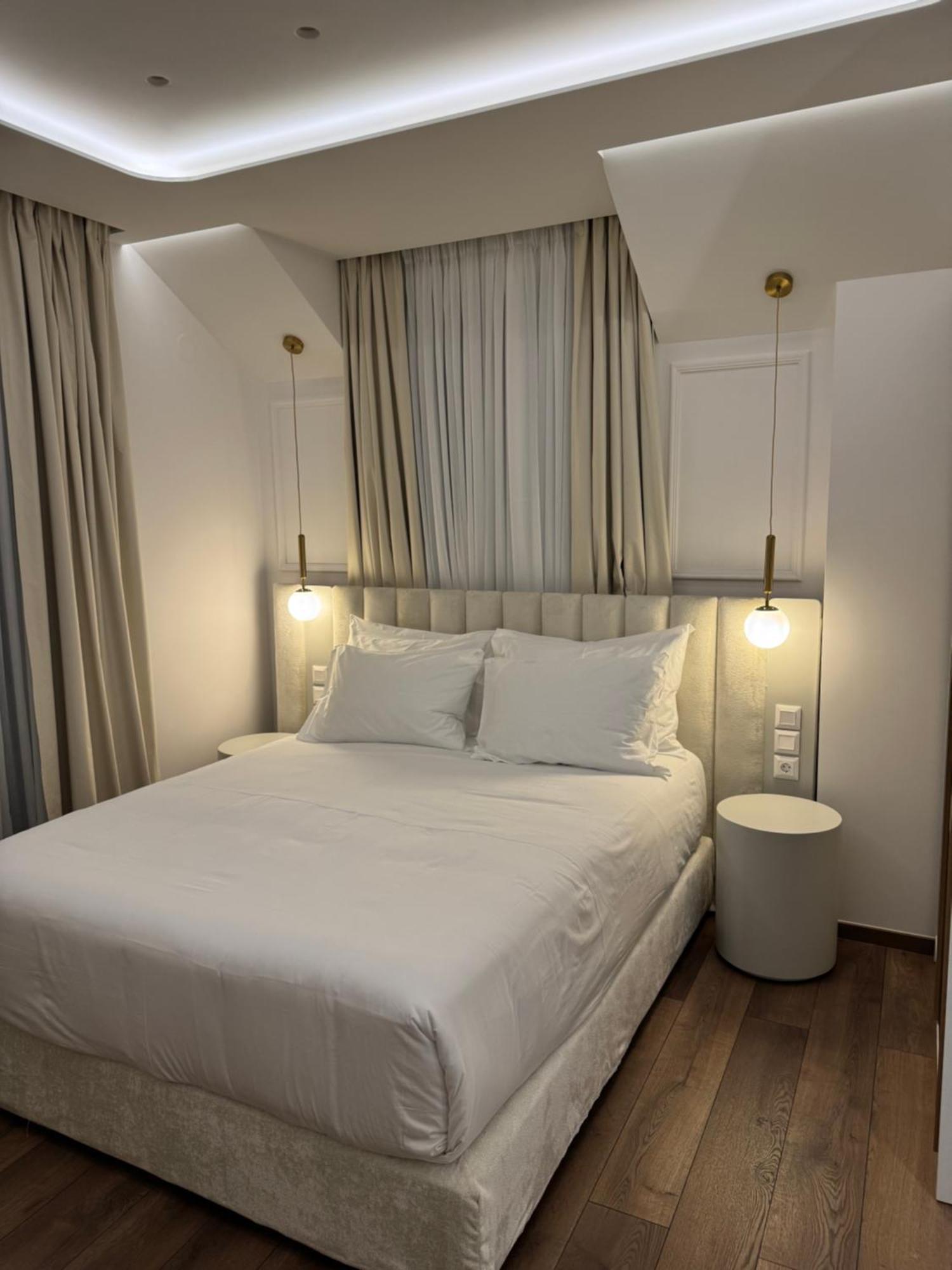Emerald Suites 弗洛里纳 外观 照片