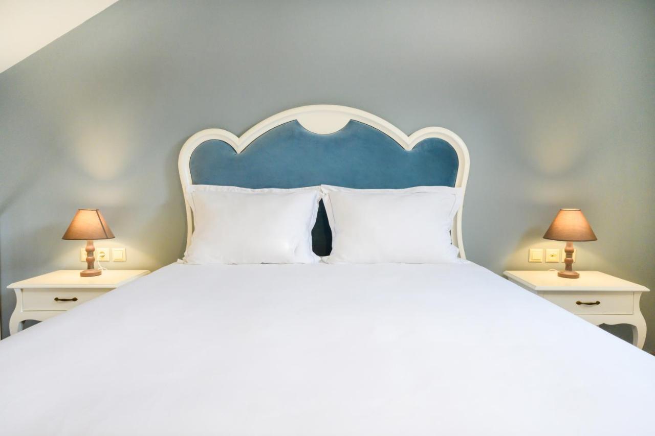 Emerald Suites 弗洛里纳 外观 照片